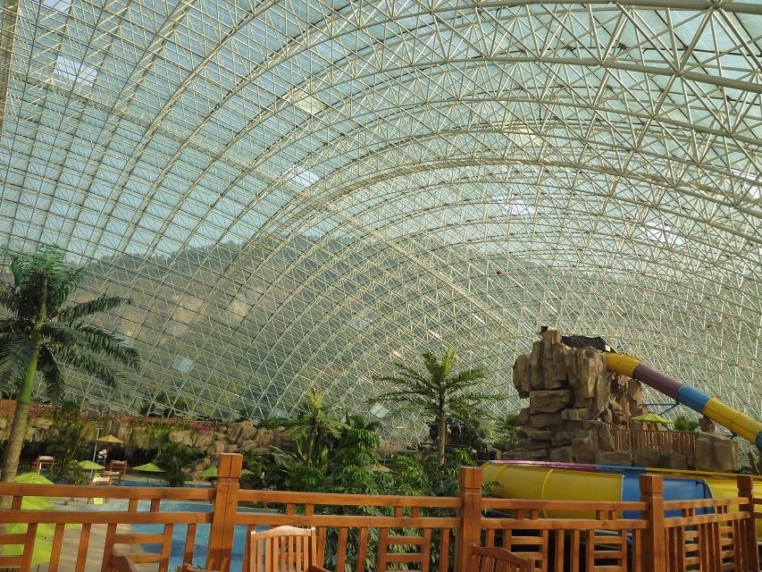 东兴游乐场网架