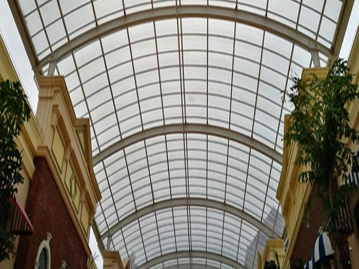 东兴屋面网架顶棚吊装方案