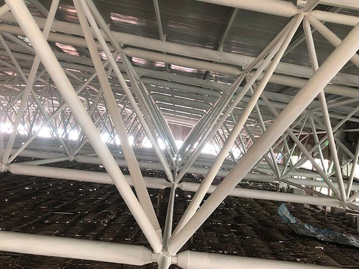 东兴大型螺栓球网架施工厂家