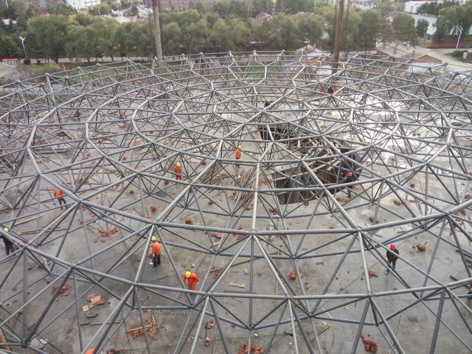 东兴全民健身中心网架